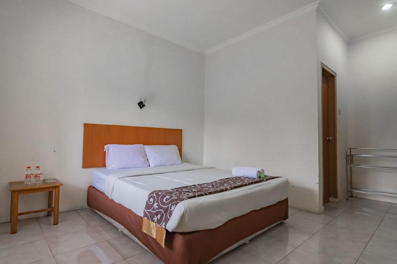 Hotel Puspa Sari Redpartner Чиатер Экстерьер фото