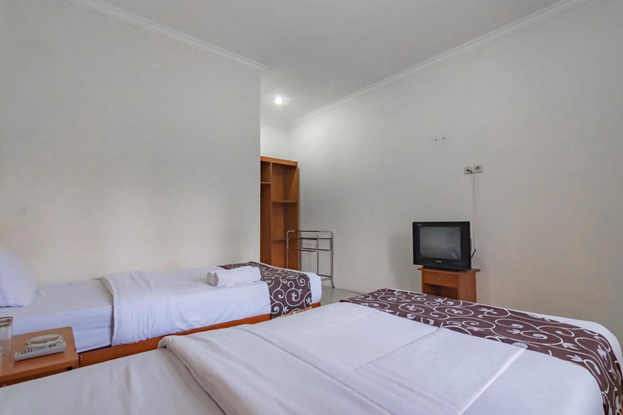 Hotel Puspa Sari Redpartner Чиатер Экстерьер фото